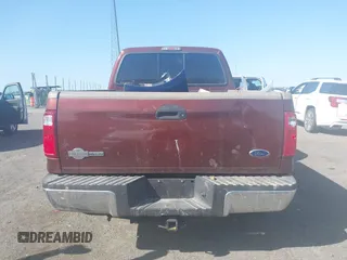 2006 Ford F-250 XL z VIN 1FTSW21P56EB45285, wystawiony jako IAAI lot #41897760 z przebiegiem 260 044 mil mil oraz . Historia ofert i sprzedaży dostępna na DreamBid. Obrazek 16.