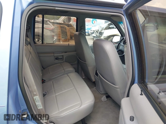 1997 Ford Explorer XL z VIN 1FMDU34EXVZB33702, wystawiony jako IAAI lot #42388786 z przebiegiem 125 026 mil mil oraz . Historia ofert i sprzedaży dostępna na DreamBid. Obrazek 8.