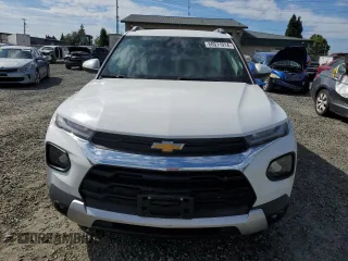 2021 Chevrolet TrailBlazer LT with VIN KL79MRSL1MB165604, listed as a Copart auction lot 68071014 with 57,814 mi miles and Salvage Title. Bid and sale history available at DreamBid. Image 5.