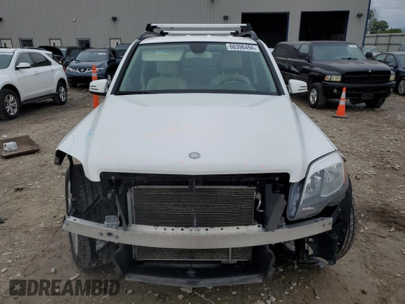2013 Mercedes-Benz GLK 350 with VIN WDCGG8JB4DG016671, listed as a Copart auction lot 60396494 with 213,547 mi miles and Non Repairable. Bid and sale history available at DreamBid. Image 5.