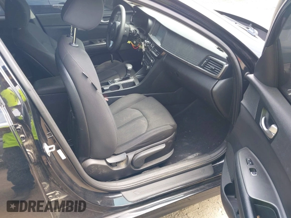 2018 Kia Optima LX with VIN 5XXGT4L32JG253713, listed as a IAAI auction lot 42172918 with 145,338 mi miles. Bid and sale history available at carsss.com. Image 5.