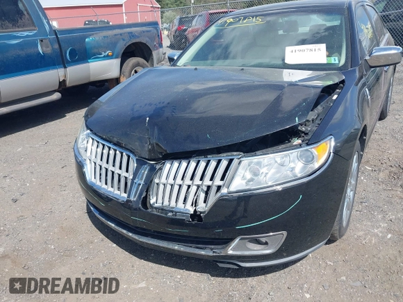 2012 Lincoln MKZ with VIN 3LNHL2JC5CR829208, listed as a IAAI auction lot 41907815 with 165,000 mi miles. Bid and sale history available at carsss.com. Image 6.