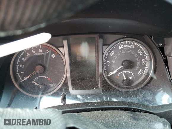 2021 Toyota Tacoma SR5 z VIN 3TMDZ5BN8MM112478, wystawiony jako Copart lot #55741375 z przebiegiem Nie podano mil oraz Nie do naprawy • Non repairable. Historia ofert i sprzedaży dostępna na DreamBid. Obrazek 9.