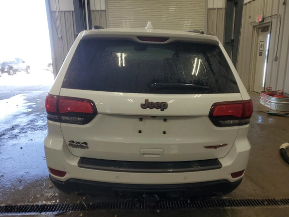 2019 Jeep Grand Cherokee Trailhawk with VIN 1C4RJFLGXKC695377, listed as a Copart auction lot 43233835 with 44,477 mi miles and Salvage Title. Bid and sale history available at carsss.com. Image 6.