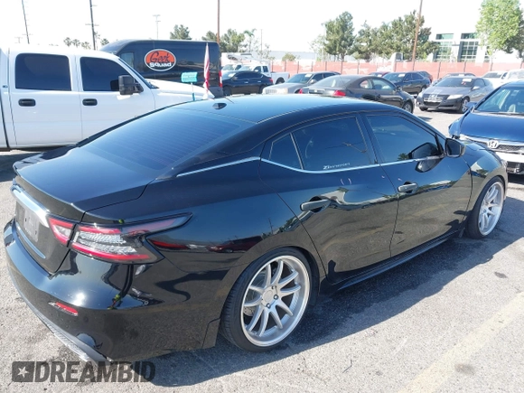 2019 Nissan Maxima SV with VIN 1N4AA6AV0KC379040, listed as a IAAI auction lot 42003805 with 53,724 mi miles and . Bid and sale history available at DreamBid. Image 4.
