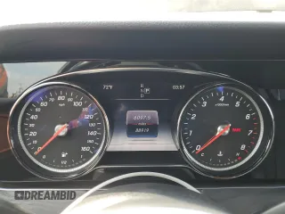 2019 Mercedes-Benz E 300 with VIN WDDZF4JB9KA517202, listed as a Copart auction lot 54513665 with 88,919 mi miles and Salvage title. Bid and sale history available at DreamBid. Image 9.