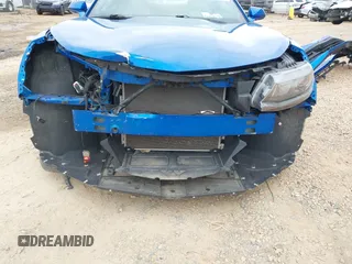2017 Chevrolet Camaro 1LT z VIN 1G1FB1RX1H0144817, wystawiony jako IAAI lot #41609587 z przebiegiem 44 477 mil mil oraz . Historia ofert i sprzedaży dostępna na DreamBid. Obrazek 6.