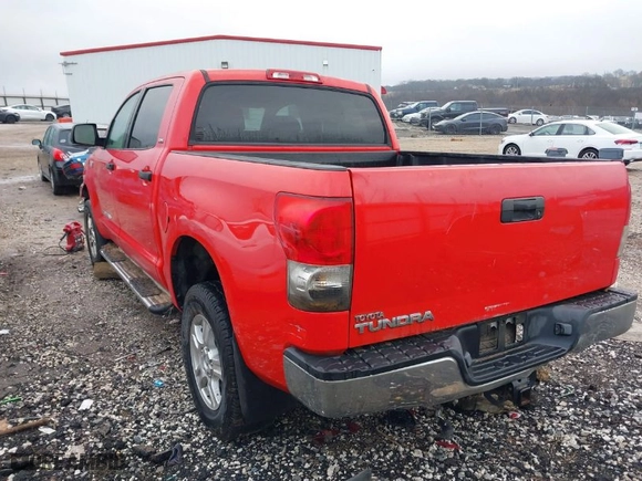 2008 Toyota Tundra 2WD Truck with VIN 5TFEV54158X041587, listed as a IAAI auction lot 41495639 with 337,508 mi miles. Bid and sale history available at carsss.com. Image 3.