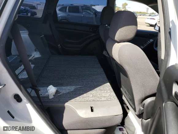 2008 Toyota Matrix STD with VIN 2T1KR32E98C692138, listed as a Copart auction lot 51977105 with 186,440 mi miles and Salvage Title. Bid and sale history available at carsss.com. Image 10.