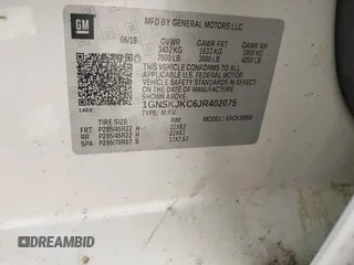 2018 Chevrolet Suburban Premier z VIN 1GNSKJKC6JR402075, wystawiony jako IAAI lot #42124796 z przebiegiem 156 900 mil mil oraz . Historia ofert i sprzedaży dostępna na DreamBid. Obrazek 9.
