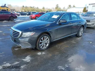 2017 Mercedes-Benz E-Class E 300 Luxury with VIN WDDZF4KB3HA076917, listed as a IAAI auction lot 41480838 with 48,720 mi miles. Bid and sale history available at carsss.com. Image 18.