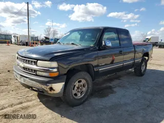 2000 Chevrolet Silverado 1500 LS with VIN 2GCEK19T6Y1320376, listed as a Copart auction lot 50760025 with 138,107 mi miles and Clean Title. Bid and sale history available at carsss.com. Image 1.