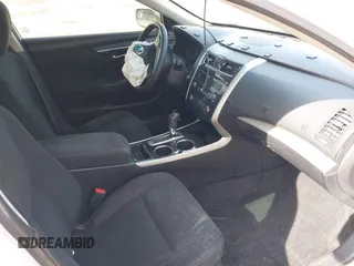2014 Nissan Altima S with VIN 1N4AL3AP4EN223862, listed as a IAAI auction lot 42004392 with 140,450 mi miles and . Bid and sale history available at DreamBid. Image 5.