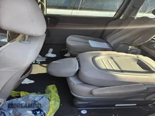 2014 Kia Sedona LX with VIN KNDMG4C7XE6540165, listed as a IAAI auction lot 41897493 with 187,743 mi miles. Bid and sale history available at carsss.com. Image 8.