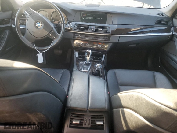2012 BMW 5 Series 528i xDrive z VIN WBAXH5C56CDW08935, wystawiony jako Copart lot #48409735 z przebiegiem 169 985 mil mil oraz Czysty tytuł • Clean title. Historia ofert i sprzedaży dostępna na DreamBid. Obrazek 8.
