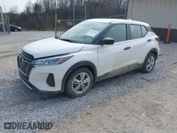 2022 Nissan Kicks S with VIN 3N1CP5BV3NL521872, listed as a IAAI auction lot 41693544 with 1 mi miles. Bid and sale history available at carsss.com. Image 16.