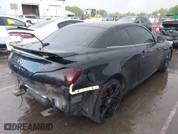 2009 Infiniti G37 with VIN JNKCV66E99M724066, listed as a IAAI auction lot 42002027 with 200,396 mi miles and . Bid and sale history available at DreamBid. Image 4.