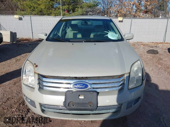 2008 Ford Fusion SEL with VIN 3FAHP08118R156805, listed as a IAAI auction lot 41853953 with 194,455 mi miles. Bid and sale history available at carsss.com. Image 12.