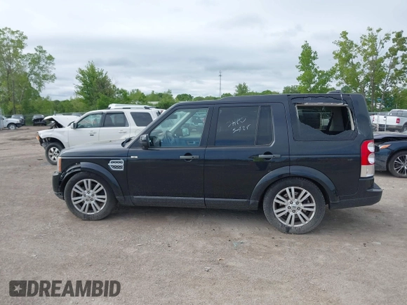 2012 Land Rover LR4 HSE z VIN SALAG2D43CA597757, wystawiony jako IAAI lot #42265010 z przebiegiem 116 140 mil mil oraz . Historia ofert i sprzedaży dostępna na DreamBid. Obrazek 14.