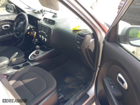 2019 Kia Soul with VIN KNDJN2A24K7641034, listed as a IAAI auction lot 41568605 with 63,685 mi miles. Bid and sale history available at carsss.com. Image 5.