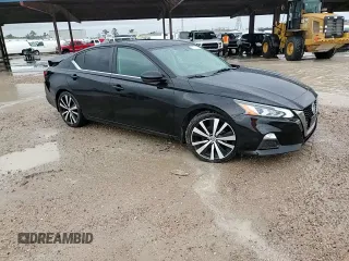 2019 Nissan Altima SR with VIN 1N4AL4CV6KC257701, listed as a Copart auction lot 79072124 with 82,697 mi miles and Salvage Title. Bid and sale history available at carsss.com. Image 10.