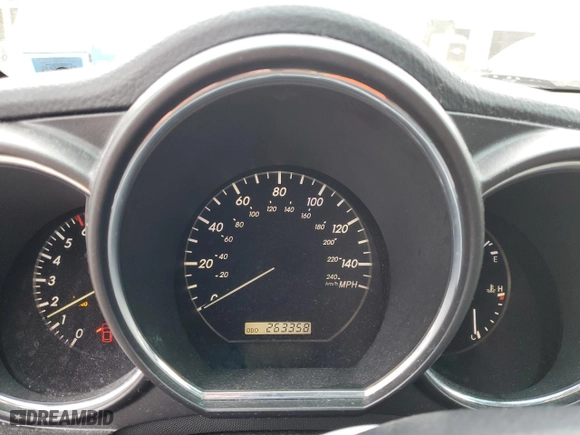 2004 Lexus RX 330 with VIN JTJHA31U440035243, listed as a Copart auction lot 52596485 with 263,358 mi miles and Salvage Title. Bid and sale history available at carsss.com. Image 9.