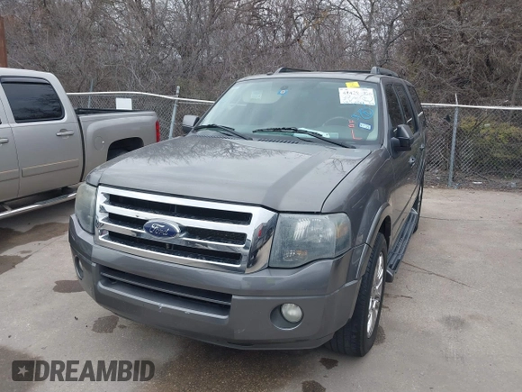 2011 Ford Expedition Limited with VIN 1FMJU1K50BEF09630, listed as a IAAI auction lot 41439602 with 192,409 mi miles. Bid and sale history available at carsss.com. Image 6.