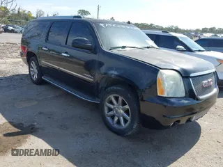 2011 GMC Yukon XL Denali with VIN 1GKS1MEF1BR102890, listed as a IAAI auction lot 41589064 with 264,322 mi miles. Bid and sale history available at carsss.com. Image 1.