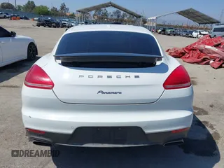 2015 Porsche Panamera 4 z VIN WP0AA2A72FL005751, wystawiony jako IAAI lot #37747010 z przebiegiem 68 128 mil mil oraz . Historia ofert i sprzedaży dostępna na DreamBid. Obrazek 16.