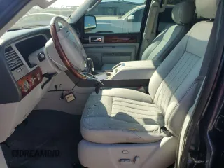 2004 Lincoln Navigator Luxury with VIN 5LMFU27R34LJ00573, listed as a Copart auction lot 74524964 with 152,719 mi miles and Clean Title. Bid and sale history available at carsss.com. Image 7.