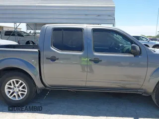 2019 Nissan Frontier SV z VIN 1N6AD0ER3KN772429, wystawiony jako IAAI lot #42228610 z przebiegiem 75 346 mil mil oraz . Historia ofert i sprzedaży dostępna na DreamBid. Obrazek 13.