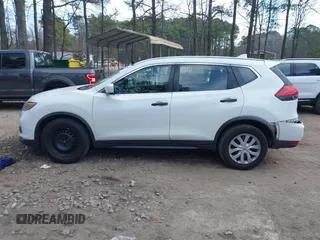 2017 Nissan Rogue SV with VIN KNMAT2MT1HP567364, listed as a IAAI auction lot 41666054 with 201,231 mi miles. Bid and sale history available at carsss.com. Image 14.
