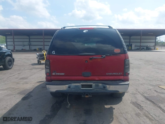 2002 Chevrolet Tahoe LT with VIN 1GNEC13ZX2R326813, listed as a IAAI auction lot 41918241 with 278,409 mi miles. Bid and sale history available at carsss.com. Image 16.