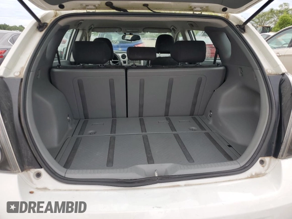 2010 Pontiac Vibe 1SA with VIN 5Y2SP6E8XAZ412803, listed as a Copart auction lot 61876895 with 105,582 mi miles and Salvage title. Bid and sale history available at DreamBid. Image 6.