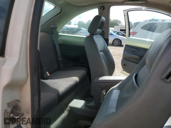 2000 Volkswagen Beetle GLS с VIN 3VWCD21C6YM423807, выставлен на аукционе Copart как лот 59986105 с пробегом 87 740 миль миль и Списание • Salvage title. История ставок и продаж доступна на DreamBid. Изображение 10.