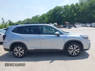 2021 Subaru Forester Limited with VIN JF2SKASC6MH565975, listed as a IAAI auction lot 42457391 with 47,318 mi miles and . Bid and sale history available at DreamBid. Image 14.