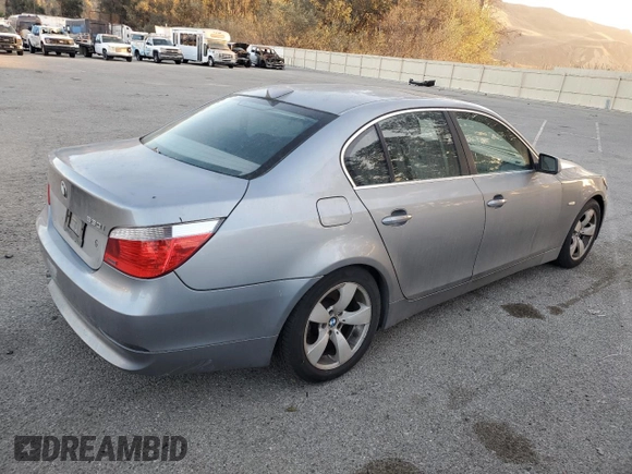 2004 BMW 5 Series 530i with VIN WBANA73564B065509, listed as a Copart auction lot 84496564 with 208,812 mi miles and Clean Title. Bid and sale history available at DreamBid. Image 3.