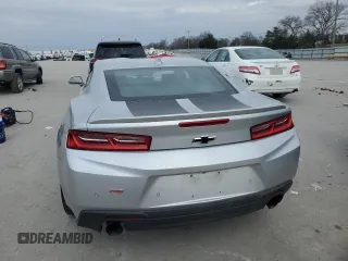 2018 Chevrolet Camaro 2LT z VIN 1G1FC1RS8J0107819, wystawiony jako Copart lot #86281534 z przebiegiem 100 427 mil mil oraz Szkoda całkowita • Salvage title. Historia ofert i sprzedaży dostępna na DreamBid. Obrazek 6.