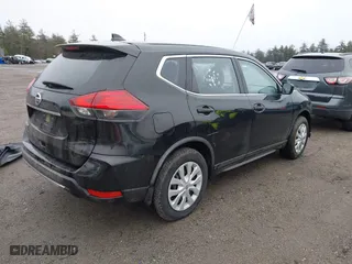 2017 Nissan Rogue SL with VIN JN8AT2MT6HW389641, listed as a IAAI auction lot 41788719 with 142,555 mi miles. Bid and sale history available at carsss.com. Image 4.