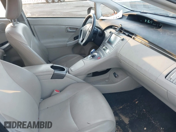 2015 Toyota Prius Four with VIN JTDKN3DU6F1881203, listed as a IAAI auction lot 41424011 with 142,693 mi miles. Bid and sale history available at carsss.com. Image 5.