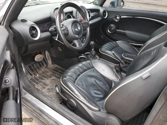 2011 MINI Cooper Clubman S with VIN WMWZG3C53BTY35326, listed as a Copart auction lot 51796295 with NaN miles and Clean Title. Bid and sale history available at carsss.com. Image 8.
