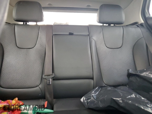 2022 Buick Encore GX Essence z VIN KL4MMFSL7NB047080, wystawiony jako Copart lot #84045124 z przebiegiem 130 195 mil mil oraz Czysty tytuł • Clean title. Historia ofert i sprzedaży dostępna na DreamBid. Obrazek 10.