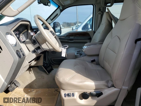 2008 Ford F-350 with VIN 1FTWW32R48EA48444, listed as a Copart auction lot 86872284 with 157,883 mi miles and Clean title. Bid and sale history available at DreamBid. Image 7.