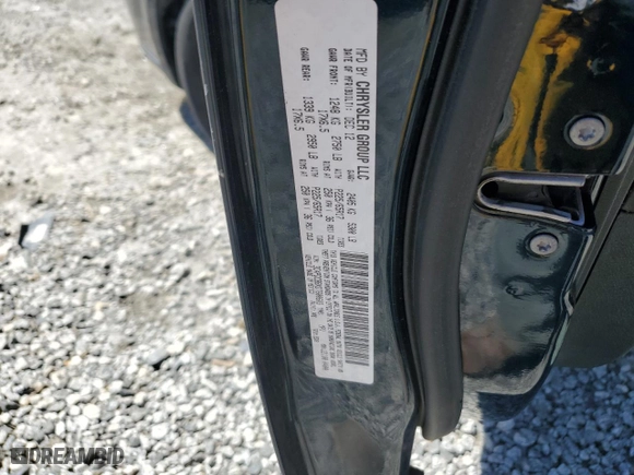 2013 Dodge Journey SXT with VIN 3C4PDCBBXDT600603, listed as a Copart auction lot 49220074 with 197,520 mi miles and Salvage Title. Bid and sale history available at carsss.com. Image 12.