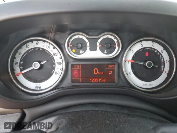 2014 FIAT 500L Trekking with VIN ZFBCFADH4EZ010196, listed as a Copart auction lot 62566094 with 128,519 mi miles and Salvage Title. Bid and sale history available at carsss.com. Image 9.
