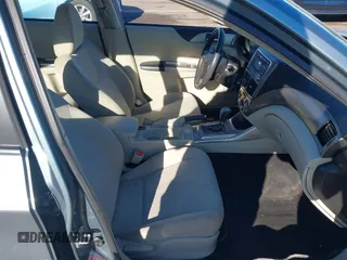 2009 Subaru Impreza Outback Special Sports z VIN JF1GH63639H827263, wystawiony jako IAAI lot #41643827 z przebiegiem 128 730 mil mil oraz . Historia ofert i sprzedaży dostępna na DreamBid. Obrazek 5.