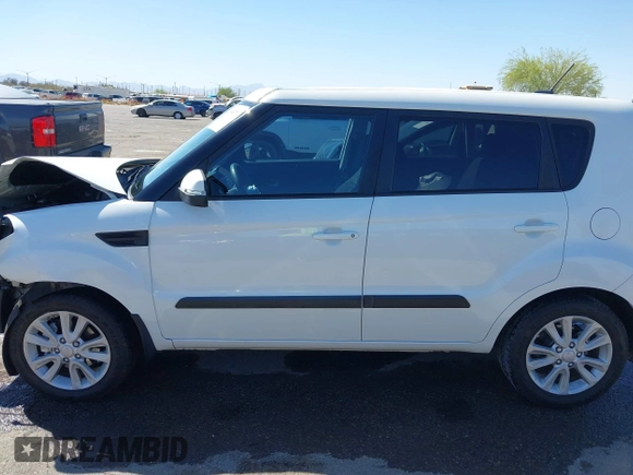 2012 Kia Soul + with VIN KNDJT2A60C7479185, listed as a IAAI auction lot 41885776 with 72,719 mi miles. Bid and sale history available at carsss.com. Image 15.
