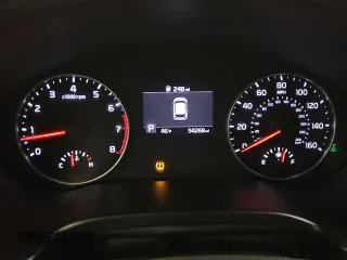 2023 Kia Seltos LX z VIN KNDEPCAA4P7462072, wystawiony jako Copart lot #46909565 z przebiegiem 54 268 mil mil oraz Tytuł czysty. Historia ofert i sprzedaży dostępna na DreamBid. Obrazek 9.