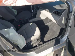 2019 Hyundai Elantra SE with VIN KMHD74LF4KU833263, listed as a IAAI auction lot 41475594 with Not Provided miles and . Bid and sale history available at DreamBid. Image 5.