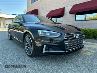 2018 Audi S5 Sportback Prestige z VIN WAUC4CF50JA021364, wystawiony jako Copart lot #56954725 z przebiegiem 156 735 mil mil oraz Tytuł czysty. Historia ofert i sprzedaży dostępna na DreamBid. Obrazek 1.
